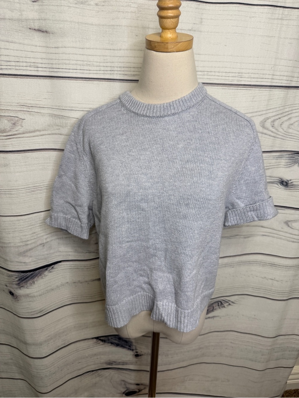 Abercrombie & Fitch Heather Light Gray Short-Sleeve Crewneck Sweater